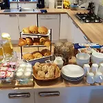 Sycamore House 4*